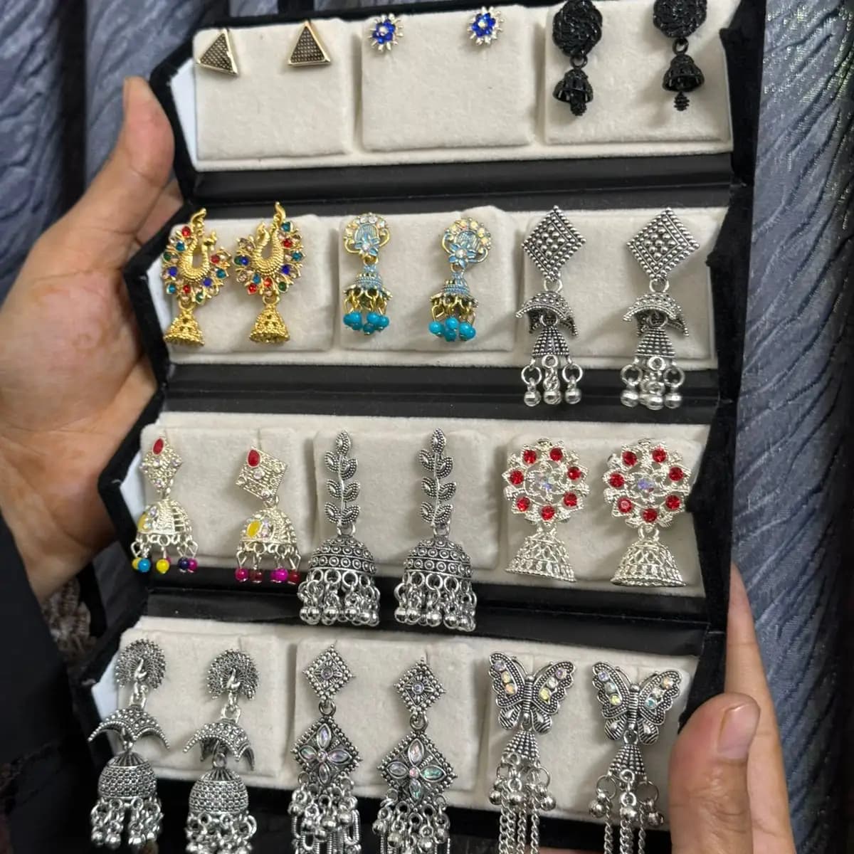 1774790914700_jhumka box 2.webp