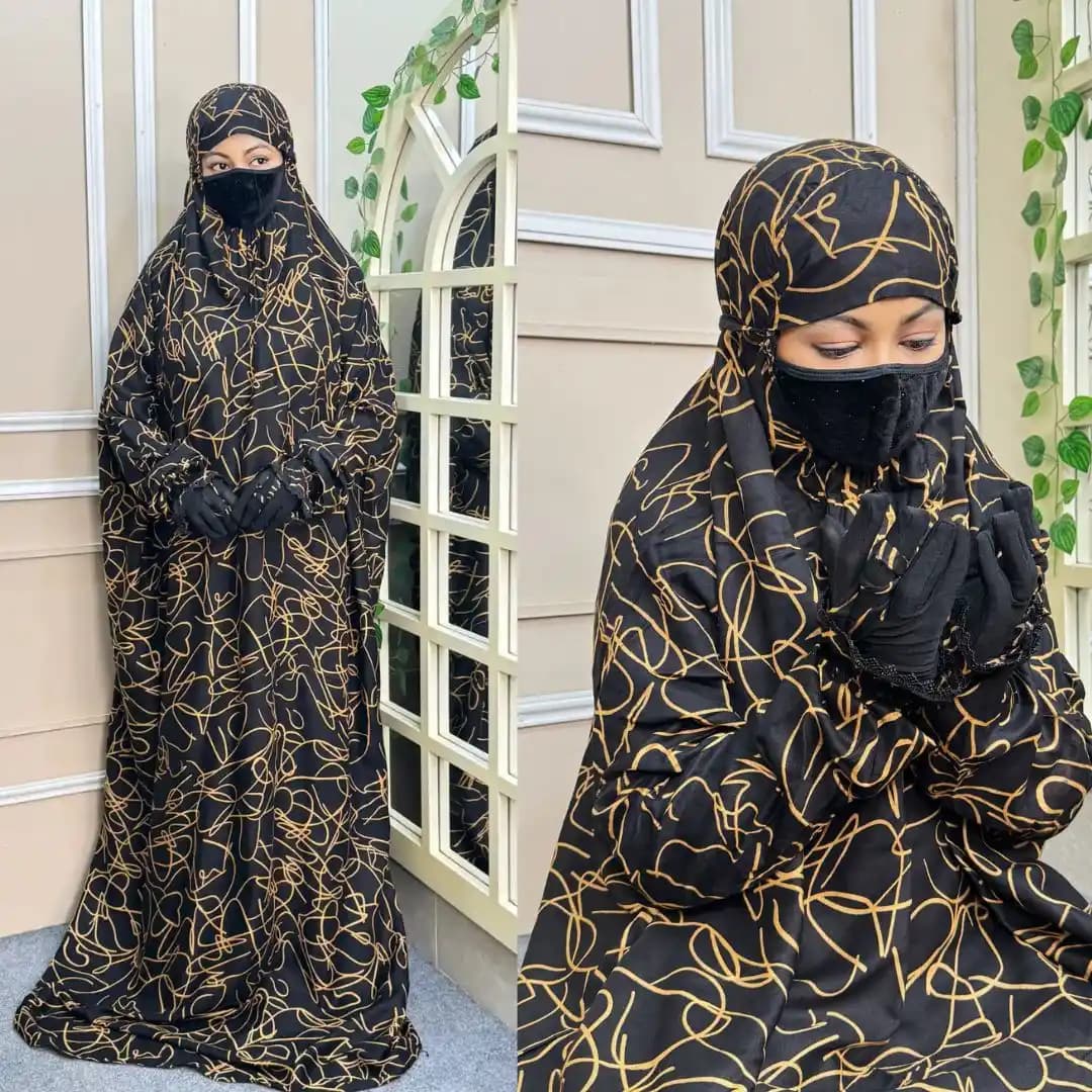 Salat long khimar in black and golden brown abstract print, modest and comfortable prayer wear for women
