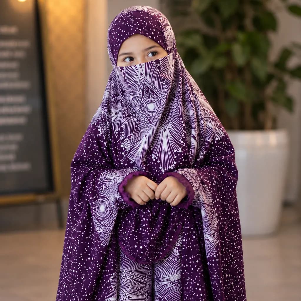 pluzu khimar